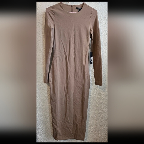 5/30 - Forever 21 Women's Contour Sculpt Midi Dress - Picture 3 of 4